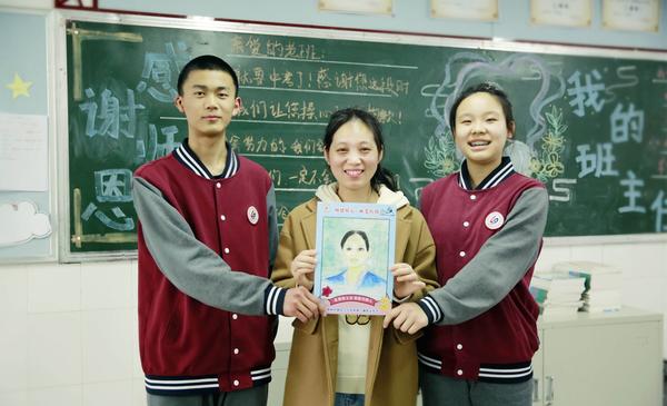 师恩暖心 画笔传情  (16)