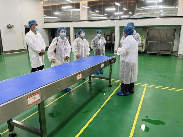 参观配餐公司 (2)