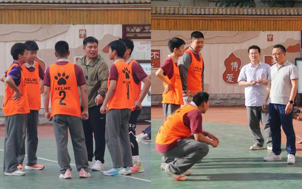 4中场休息班主任进行指导