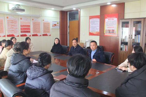 携手并进，共育未来 (1)