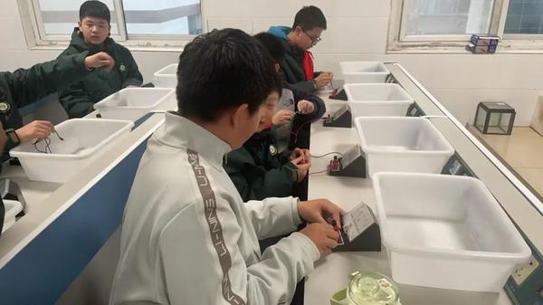 3活力满满，精彩绽放 (3)