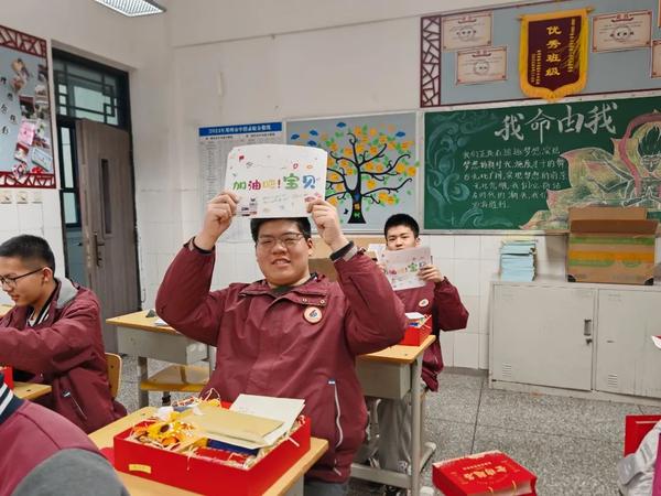 战鼓催征 青春启航 (4)