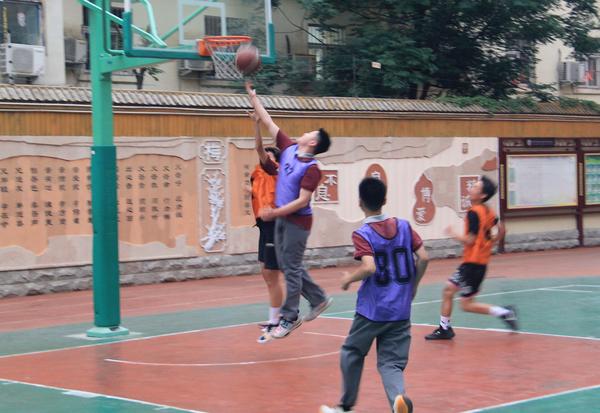 篮球比赛 (3)