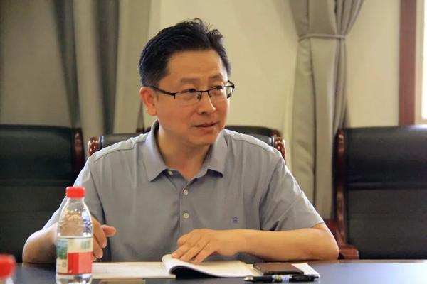 聚焦核心素养，探索课程变革 (13)