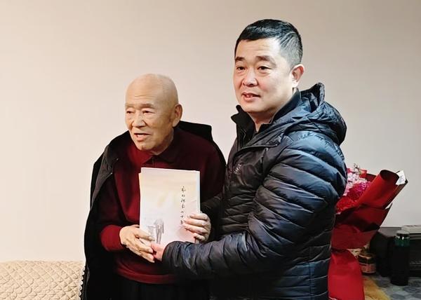 看望孟昭德老先生 (7)